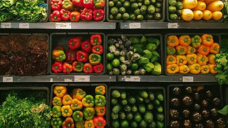 How to implement AI self-checkout in retail How to implement AI self-checkout in retail